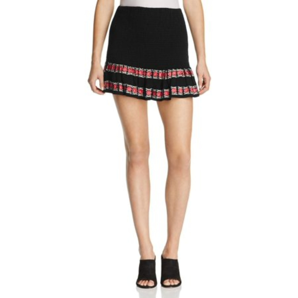 NWOT Black Flounce Summer Skirt w/ Embroidery XS